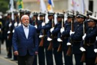 Lula é contra Forças Armadas “brigando com bandido nas favelas” e GLO